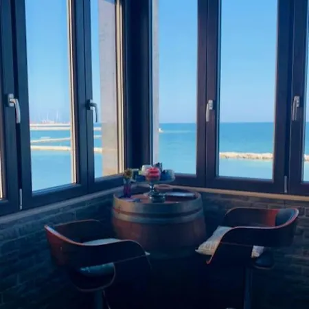 Appartement Eclettico/lungomare E Centro Storico Bari