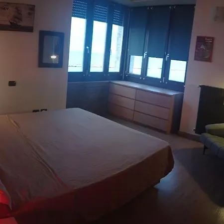 Eclettico/lungomare E Centro Storico Appartement *